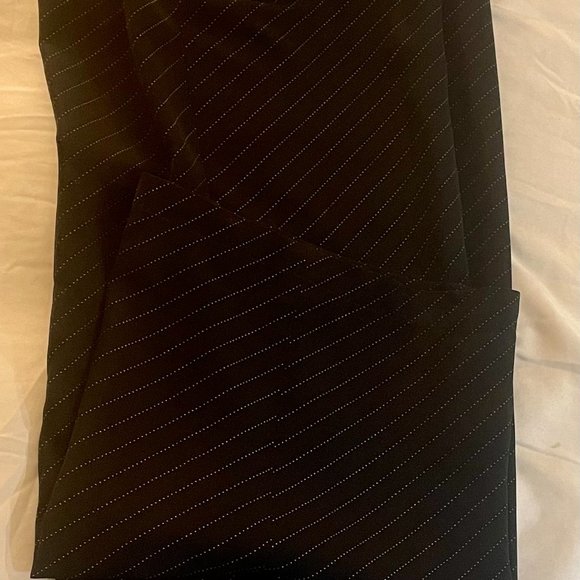 Dana Buchman Trousers - Picture 3 of 4